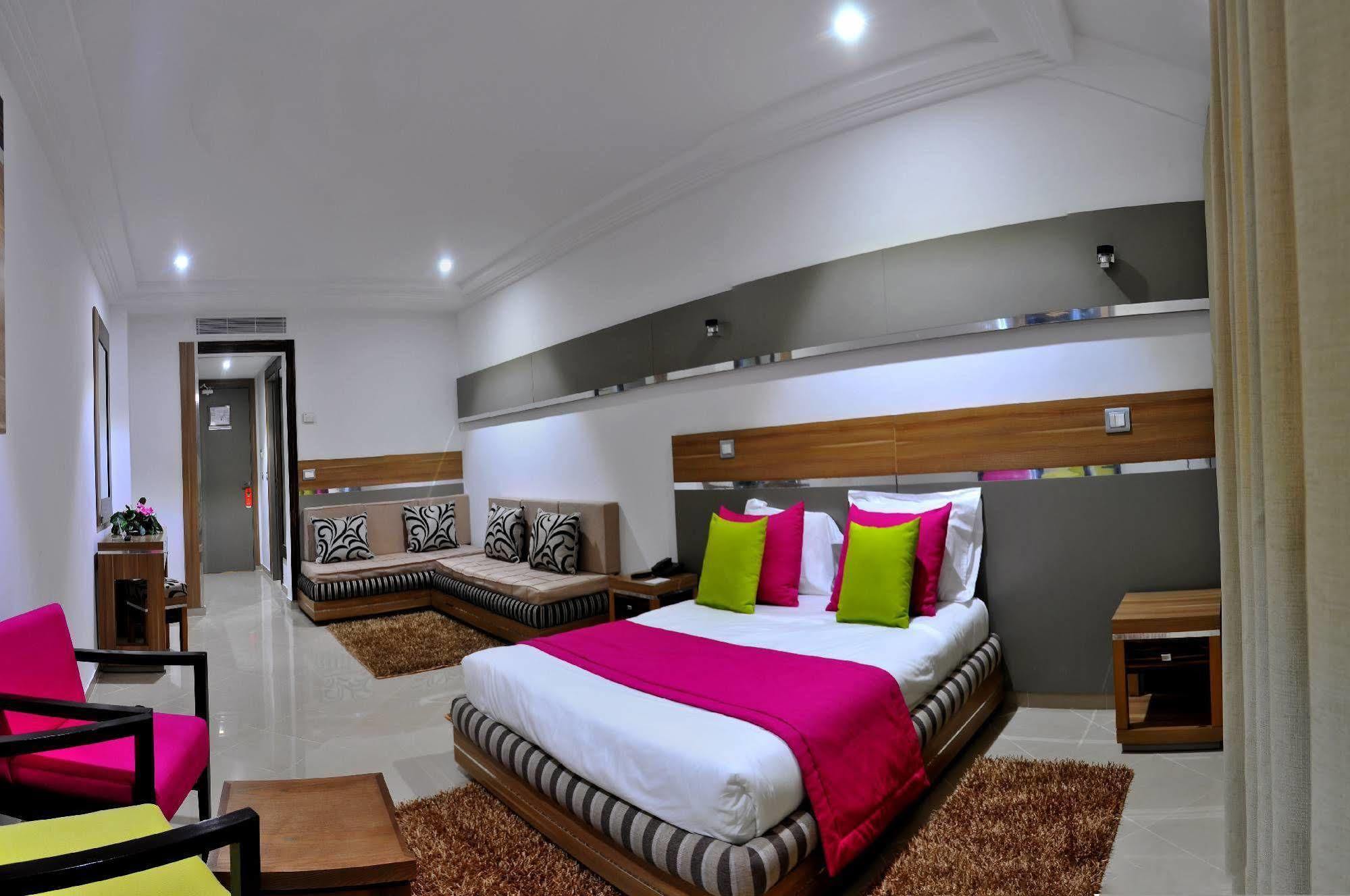 Marina Prestige Tabarka Hotel Buitenkant foto